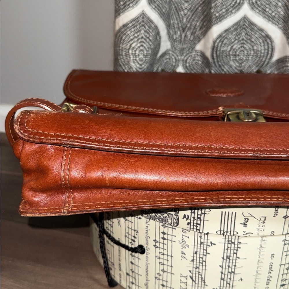 Adpel Vintage Distressed Cognac Brown Leather Briefcase - Picture 11 of 16